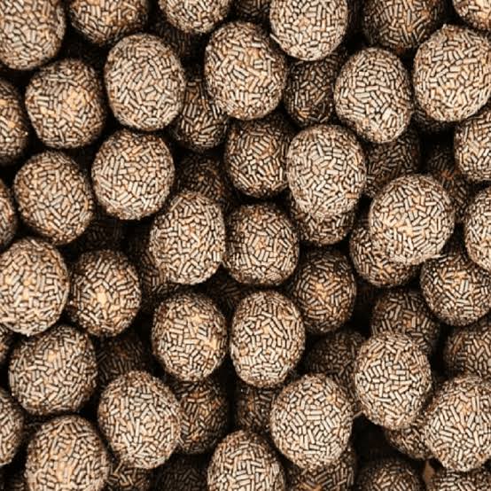 CREATE YOUR OWN PICK AND MIX